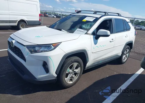 2020 Toyota Rav4 Xle z USA, uszkodzony, nr VIN 2T3W1RFV2LW068363